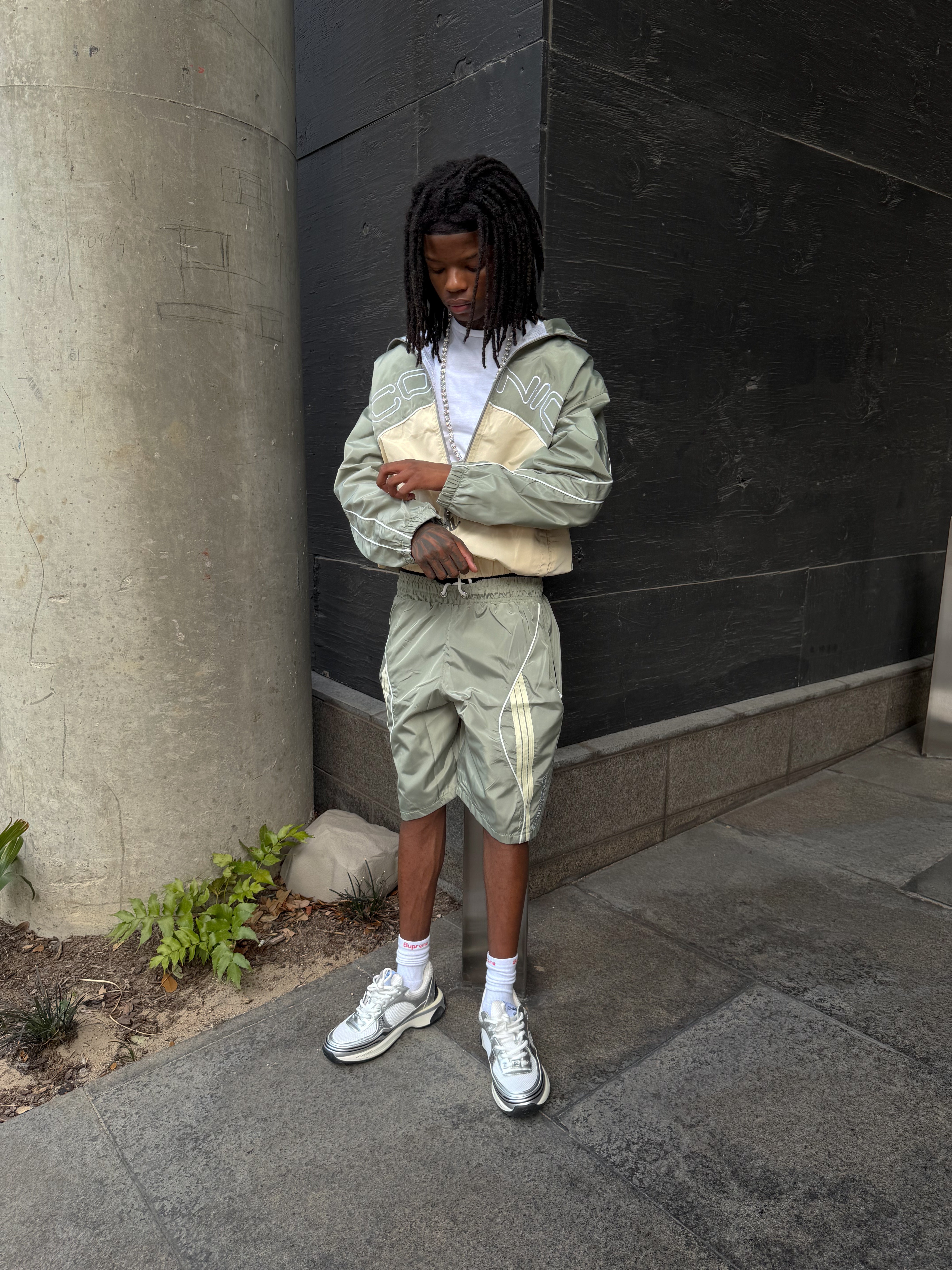 Iconic Windbreakers Sage Green
